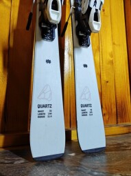 LYŽE KASTLE QUARTZ 72 144CM